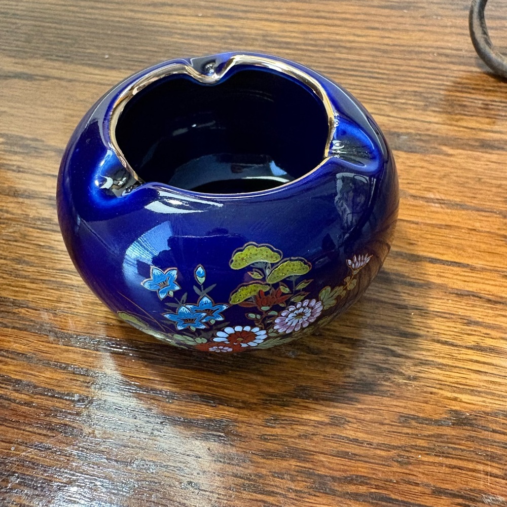 Vintage Kutani Japanese Mini individual Porcelain Ash Tray - Picture 3 of 4
